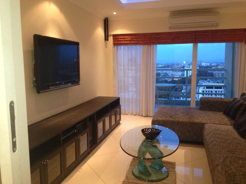View Talay 6 Pattaya Beach By Cando Exterior photo
