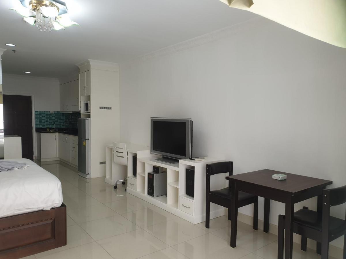 View Talay 6 Pattaya Beach By Cando Exterior photo